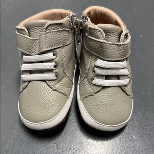 Little love bug Chic Gray Baby Walker Shoes with Velcro